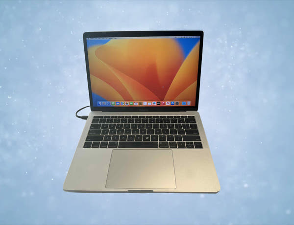 MacBook Pro (13-inch, 2017, Two Thunderbolt 3 ports)